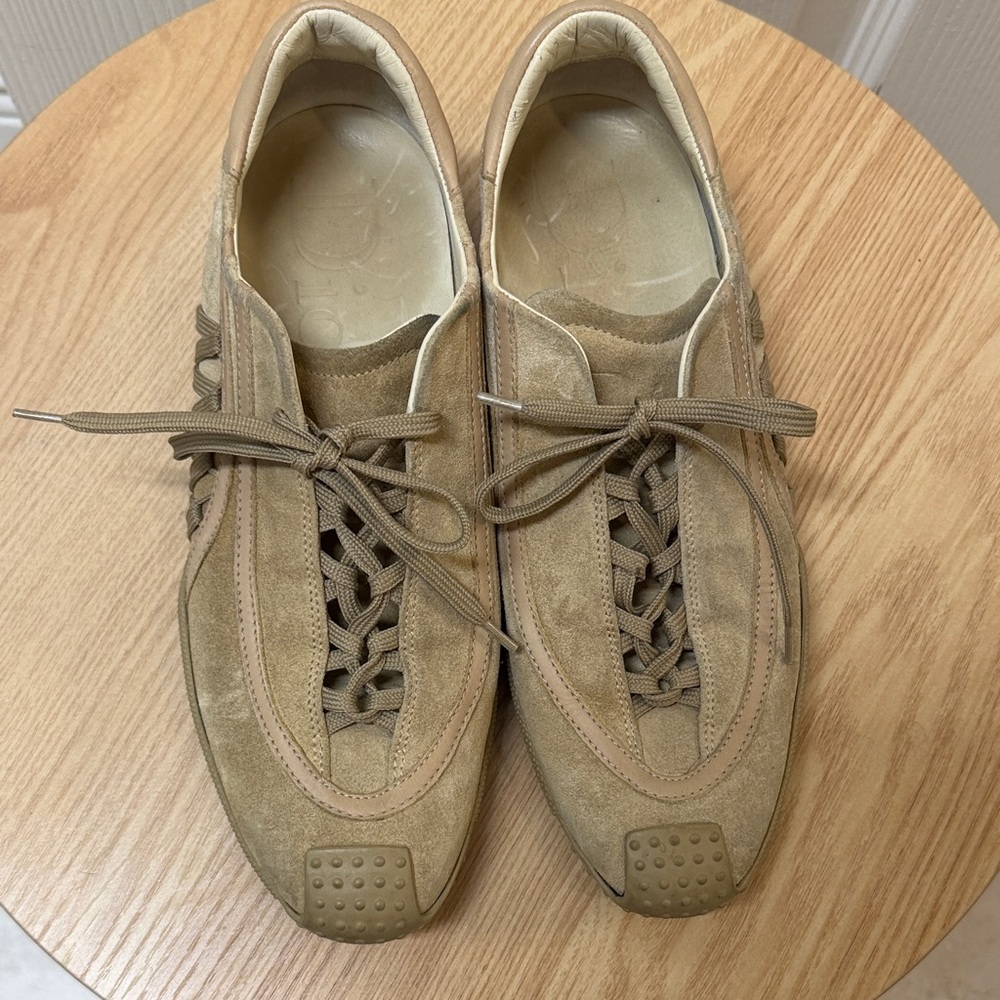 Women’s Suede Lace-Up Sneakers in Tan
